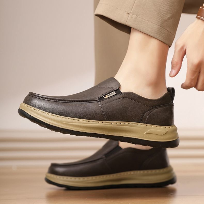 Marchez avec Style – Découvrez les chaussures JOCK elegance